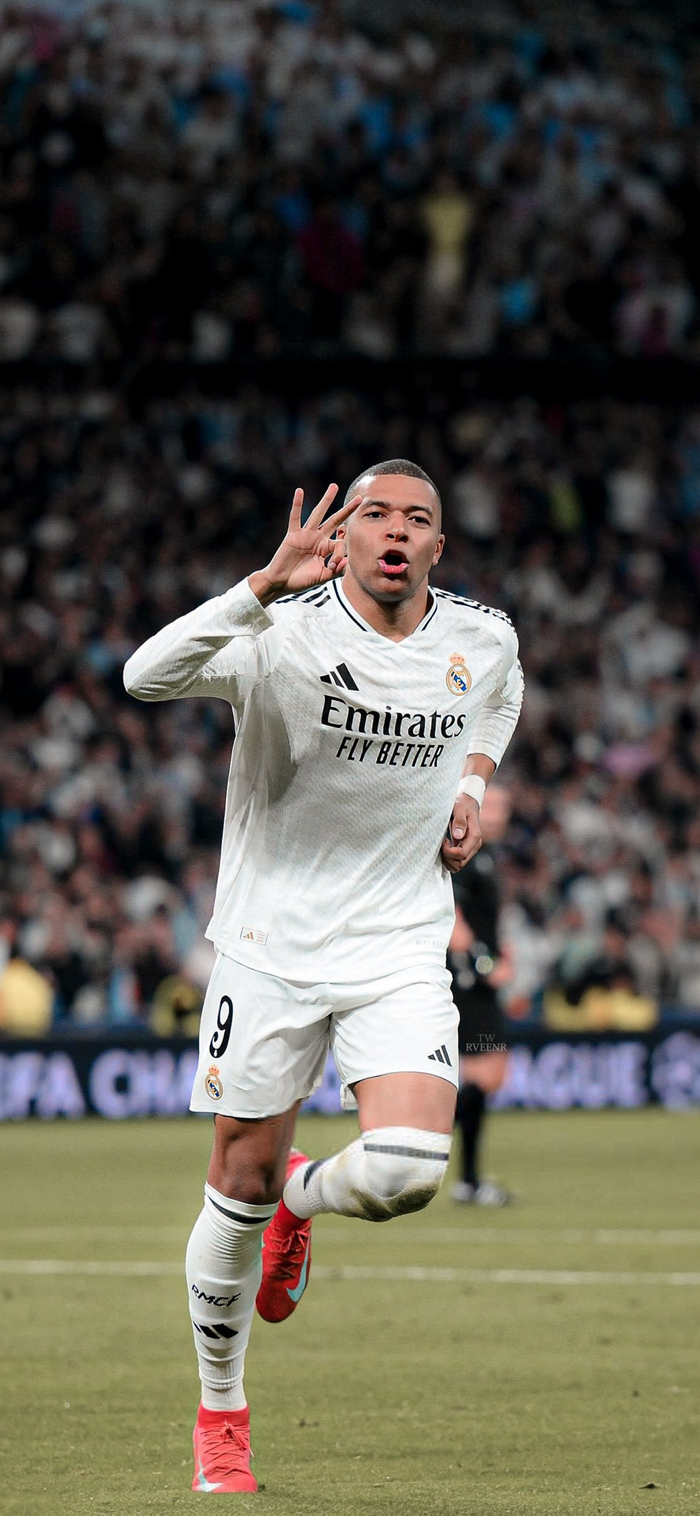 NBA焦点战：篮网客场逆转雄鹿,（NBA重磅对决：篮网客场翻盘雄鹿）