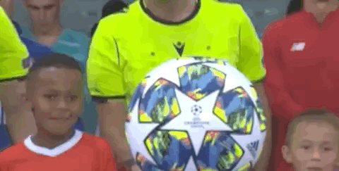 鲁媒：山东泰山开出的续约条件对瓦科而言仍具备极高的吸引力（鲁媒：泰山队为瓦科提供的续约条件依然极具吸引力）