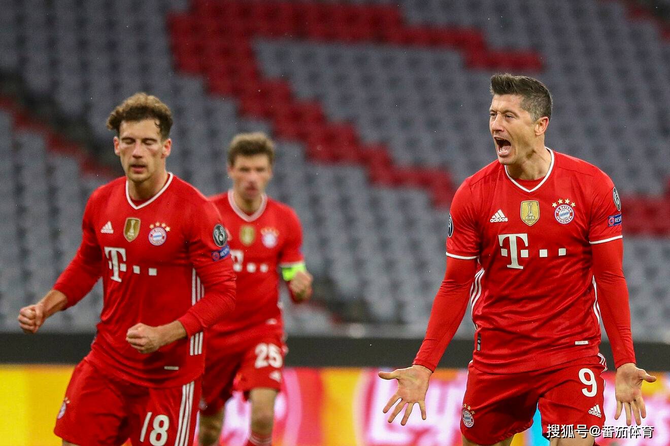 篮球CBA球队对阵激烈，比分胶着（CBA激战正酣，比分难分伯仲）