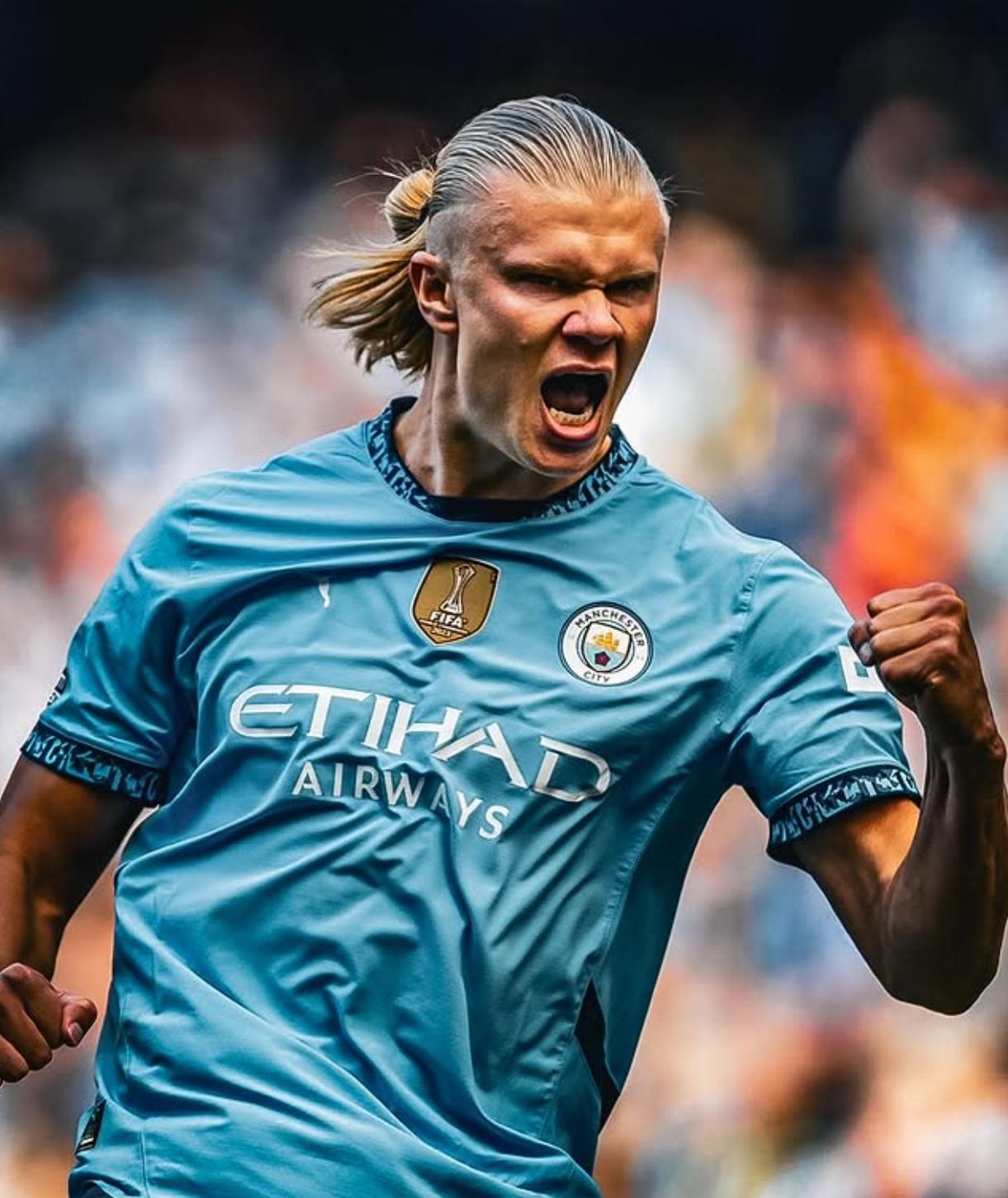 C罗晒精彩倒钩破门视频：谁来起个好标题🤔（C罗发布倒钩神仙球视频，标题你来定）