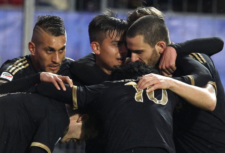 深圳男篮逆转北京王薪凯关键表现（王薪凯发威助深圳男篮逆转北京）