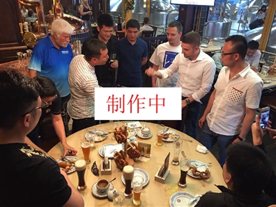 场出球